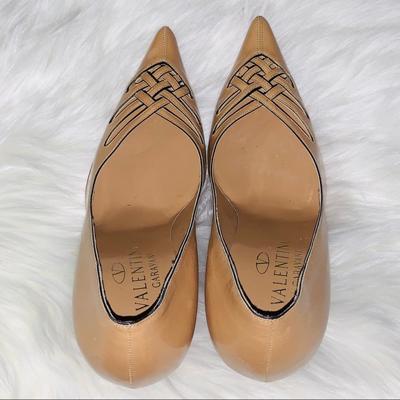 VALENTINO GARAVANI Crisscross Leather Pumps - Picture 7 of 16